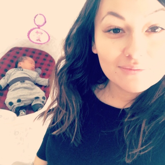 Meet your Posher, Natalie - Picture 2 of 2